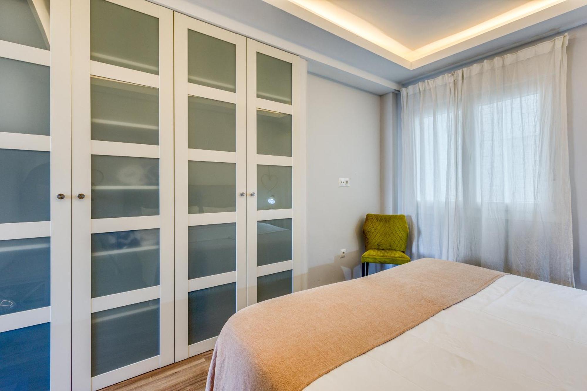 Hanami Avenida De Espana La Gaviota Apartament Estepona